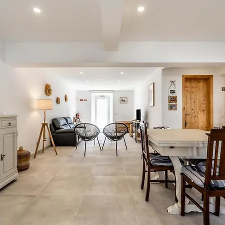 בית נופש Housa - Tio Joao And Tia Noemia House, 800 Meters From The *