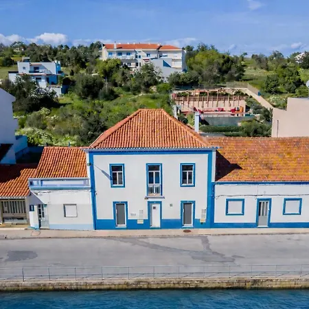 Housa - Tio Joao And Tia Noemia House, 800 Meters From The